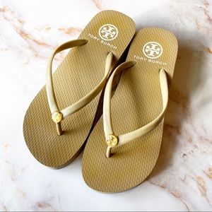 TORY BURCH Tan Platform Rubber Flip Flops Size 6